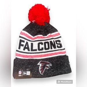 NWT New Era Black Atlanta Falcons Toasty Cover Cuffed Knit Hat with Pom